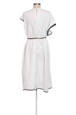 Rochie SHEIN, Mărime 4XL, Culoare Alb, Preț 61,99 Lei