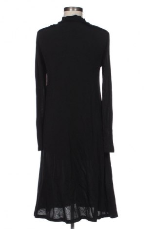 Kleid Samsoe & Samsoe, Größe M, Farbe Schwarz, Preis 42,05 €