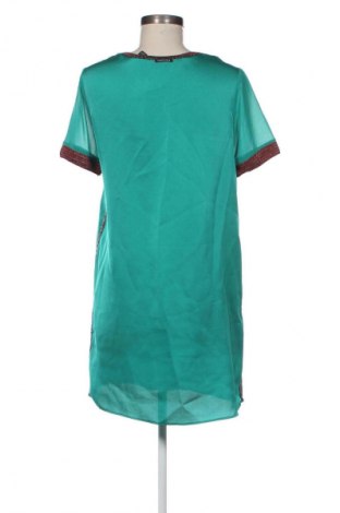 Рокля Scotch & Soda, Размер XS, Цвят Многоцветен, Цена 107,99 лв.