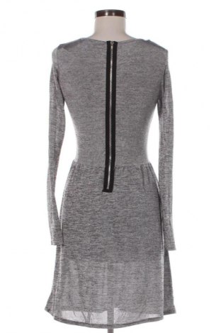 Kleid Sisters Point, Größe S, Farbe Grau, Preis € 33,99