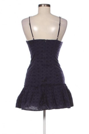 Kleid Stradivarius, Größe S, Farbe Blau, Preis € 26,99