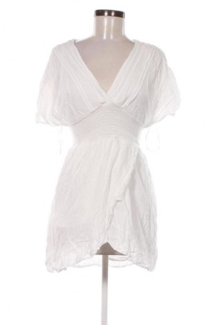 Ruha Stradivarius, Méret M, Szín Fehér, Ár 4 789 Ft