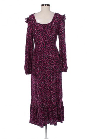 Kleid Trendyol, Größe M, Farbe Mehrfarbig, Preis 24,55 €