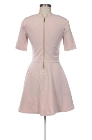 Kleid Trussardi Jeans, Größe L, Farbe Aschrosa, Preis 66,53 €