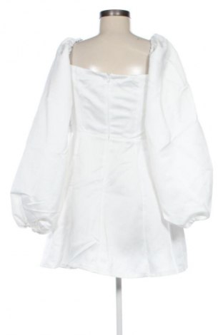 Kleid Tussah, Größe L, Farbe Weiß, Preis 132,99 €