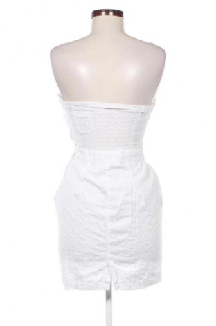 Φόρεμα Unbranded, Μέγεθος S, Χρώμα Λευκό, Τιμή 15,00 €