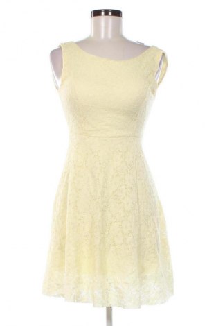 Ruha Unbranded, Méret M, Szín Sárga, Ár 5 865 Ft