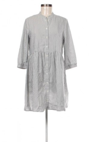 Рокля Vero Moda, Размер M, Цвят Многоцветен, Цена 34,00 лв.