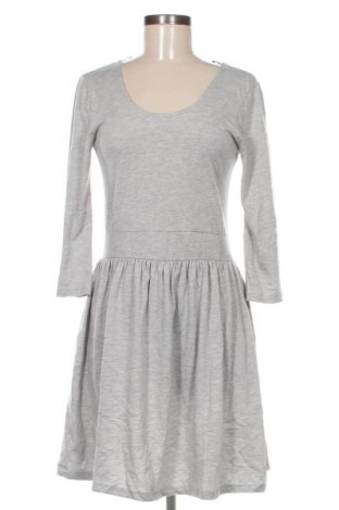 Šaty  Vero Moda, Velikost L, Barva Šedá, Cena  439,00 Kč
