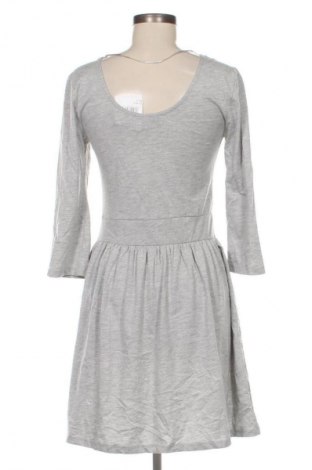 Šaty  Vero Moda, Velikost L, Barva Šedá, Cena  439,00 Kč