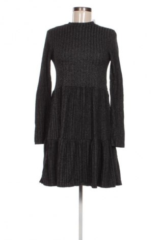 Kleid Yessica, Größe S, Farbe Grau, Preis 31,99 €