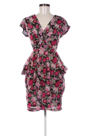 Kleid Yumi, Größe M, Farbe Mehrfarbig, Preis 19,99 €