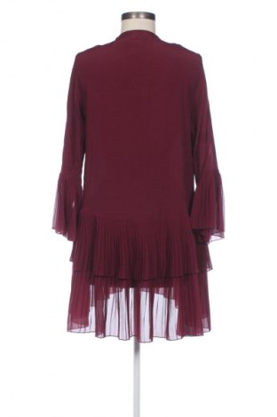 Рокля Zara, Размер XS, Цвят Червен, Цена 33,82 лв.