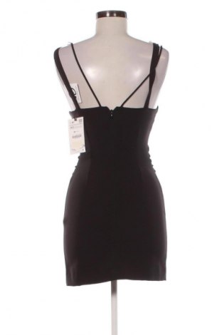 Sukienka Zara, Rozmiar XS, Kolor Czarny, Cena 142,99 zł