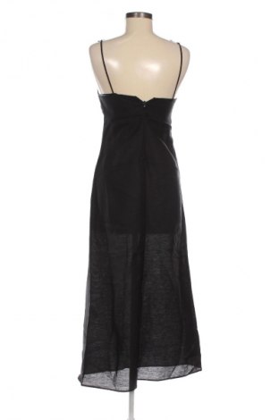 Рокля Zara, Размер XS, Цвят Черен, Цена 76,25 лв.