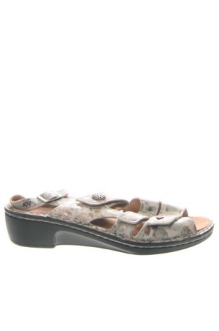 Sandale Finn Comfort, Mărime 40, Culoare Multicolor, Preț 210,52 Lei