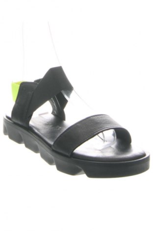 Сандали Tamaris, Размер 37, Цвят Черен, Цена 33,99 лв.