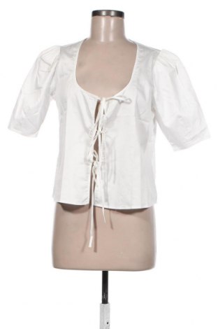 Γυναικεία μπλούζα Who What Wear, Μέγεθος M, Χρώμα Λευκό, Τιμή 33,71 €