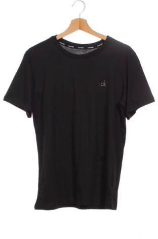Детска тениска Calvin Klein, Размер 13-14y/ 164-168 см, Цвят Черен, 100% памук, Цена 35,20 лв.