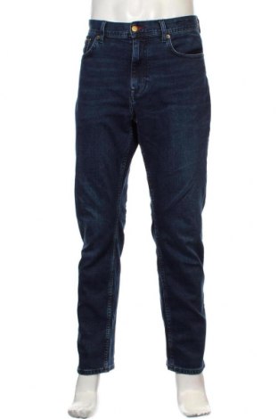 Мъжки дънки Tommy Hilfiger, Размер XL, Цвят Син, 99% памук, 1% еластан, Цена 83,60 лв.