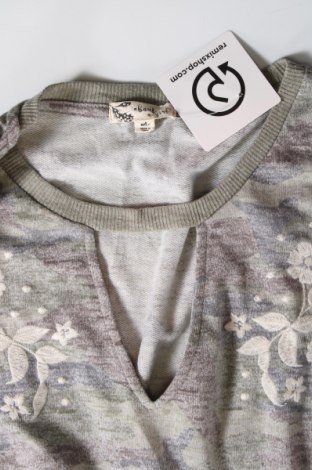 Damen Shirt About A Girl, Größe M, Farbe Grau, Preis 2,89 €