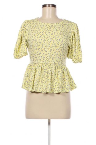 Дамска блуза Envii, Размер M, Цвят Многоцветен, Цена 7,92 лв.