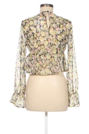 Дамска блуза Gina Tricot, Размер XS, Цвят Многоцветен, Цена 5,60 лв.