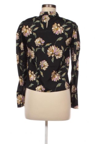 Дамска блуза Pieces, Размер XS, Цвят Многоцветен, Цена 59,00 лв.