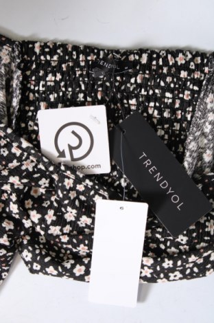 Damen Shirt Trendyol, Größe M, Farbe Mehrfarbig, Preis € 3,71