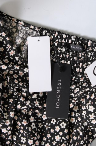 Γυναικεία μπλούζα Trendyol, Μέγεθος M, Χρώμα Πολύχρωμο, Τιμή 4,08 €