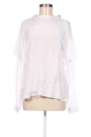Γυναικεία μπλούζα United Colors Of Benetton, Μέγεθος M, Χρώμα Λευκό, Τιμή 4,45 €
