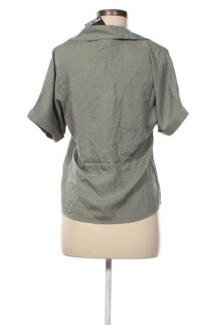 Γυναικείο πουκάμισο Pieces, Μέγεθος S, Χρώμα Πράσινο, Τιμή 5,77 €