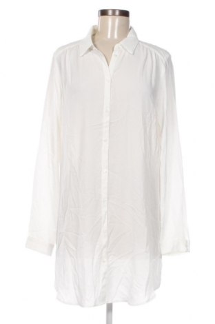 Дамска риза VILA, Размер M, Цвят Бял, Цена 10,00 лв.