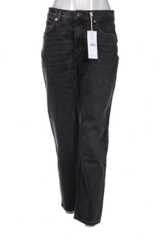 Дамски дънки Perfect Jeans By Gina Tricot, Размер M, Цвят Сив, Цена 25,84 лв.