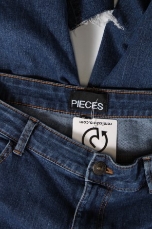 Dámske džínsy  Pieces, Veľkosť XL, Farba Modrá, Cena  35,05 €