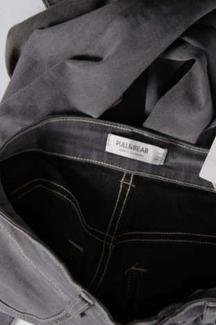 Damen Jeans Pull&Bear, Größe M, Farbe Grau, Preis 6,16 €