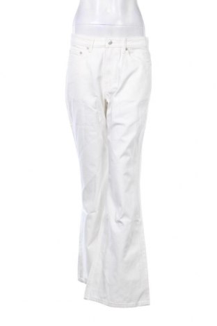 Γυναικείο Τζίν Weekday, Μέγεθος L, Χρώμα Λευκό, Τιμή 7,61 €