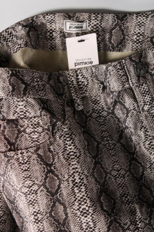 Γυναικείο κοντό δερμάτινο παντελόνι Pimkie, Μέγεθος L, Χρώμα Πολύχρωμο, Τιμή 3,84 €