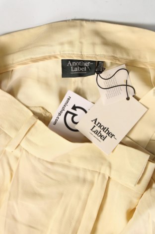 Damen Shorts Another Label, Größe L, Farbe Beige, Preis € 9,28