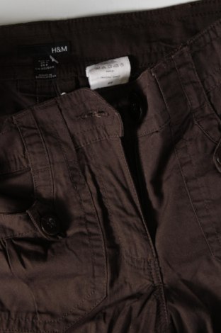 Pantaloni scurți de femei H&M, Mărime S, Culoare Maro, Preț 62,50 Lei