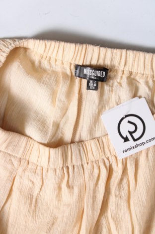 Pantaloni scurți de femei Missguided, Mărime M, Culoare Bej, Preț 101,97 Lei