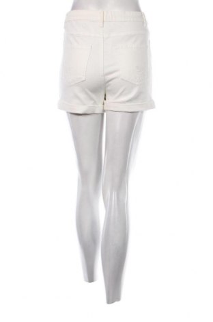 Γυναικείο κοντό παντελόνι VILA, Μέγεθος XL, Χρώμα Λευκό, Τιμή 20,62 €