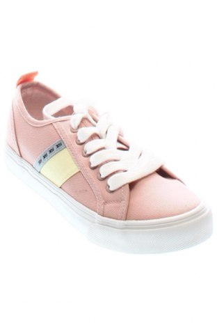 Дамски обувки Xti, Размер 36, Цвят Розов, Цена 102,00 лв.