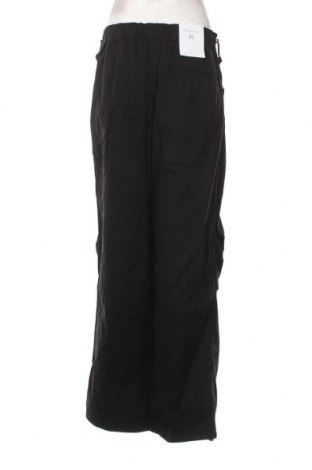 Pantaloni de femei Bershka, Mărime XL, Culoare Negru, Preț 95,99 Lei