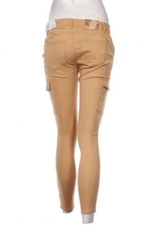 Дамски панталон ONLY, Размер S, Цвят Бежов, Цена 14,58 лв.