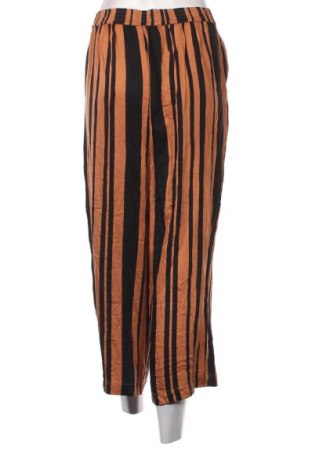 Дамски панталон Soaked In Luxury, Размер XL, Цвят Многоцветен, Цена 146,00 лв.