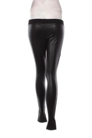 Дамски панталон Urban Classics, Размер M, Цвят Черен, Цена 12,92 лв.