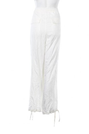 Γυναικείο παντελόνι Your Turn, Μέγεθος L, Χρώμα Λευκό, Τιμή 44,85 €