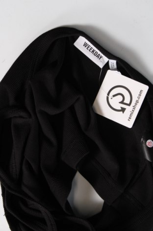 Γυναικείο αμάνικο μπλουζάκι Weekday, Μέγεθος XL, Χρώμα Μαύρο, Τιμή 3,68 €