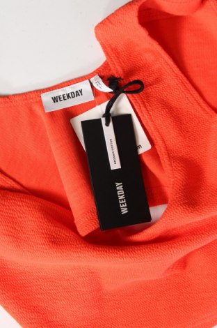 Γυναικείο αμάνικο μπλουζάκι Weekday, Μέγεθος L, Χρώμα Πορτοκαλί, Τιμή 3,57 €